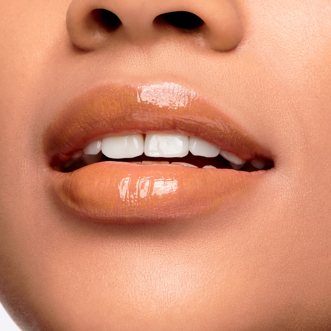 MAC X Stranger Things LIPGLASS IN MARVELOUS MAX BRIGHT ACID GREEN