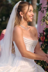 Shop Cassie Howard's Triple-Row Diamond Chandelier Earrings from Euphoria Season 3 · Seek